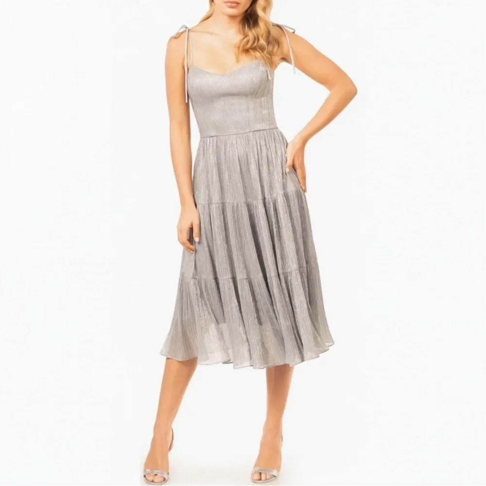 NWT Dress The Population Dream Metallic Tiered Midi Dress Size S Dove Multi - Picture 1 of 13